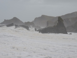 Huge waves over Bear Rock 5th Feb 2014